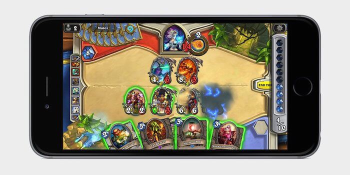 hearthstone on a mobile phone