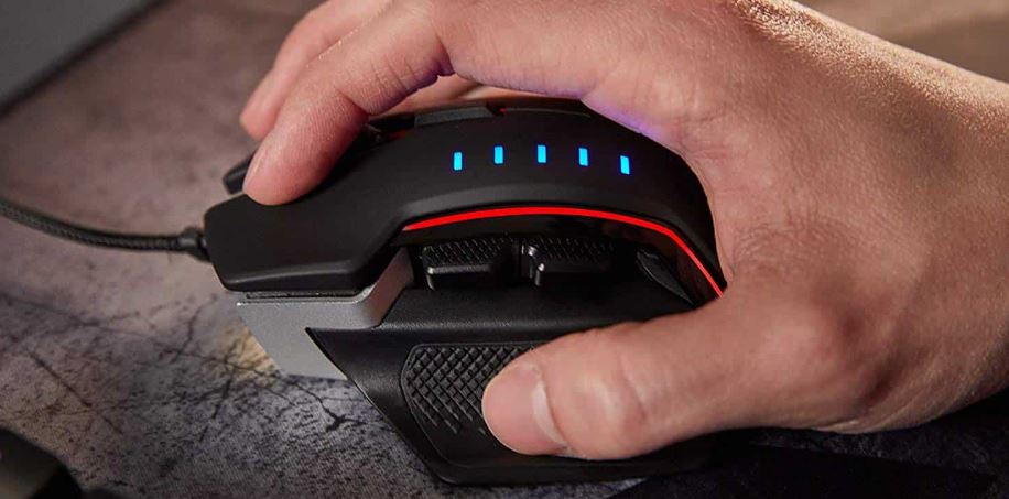 Corsair Glaive in hand side