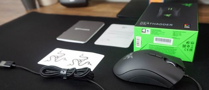 Razer DeathAdder Elite unboxed
