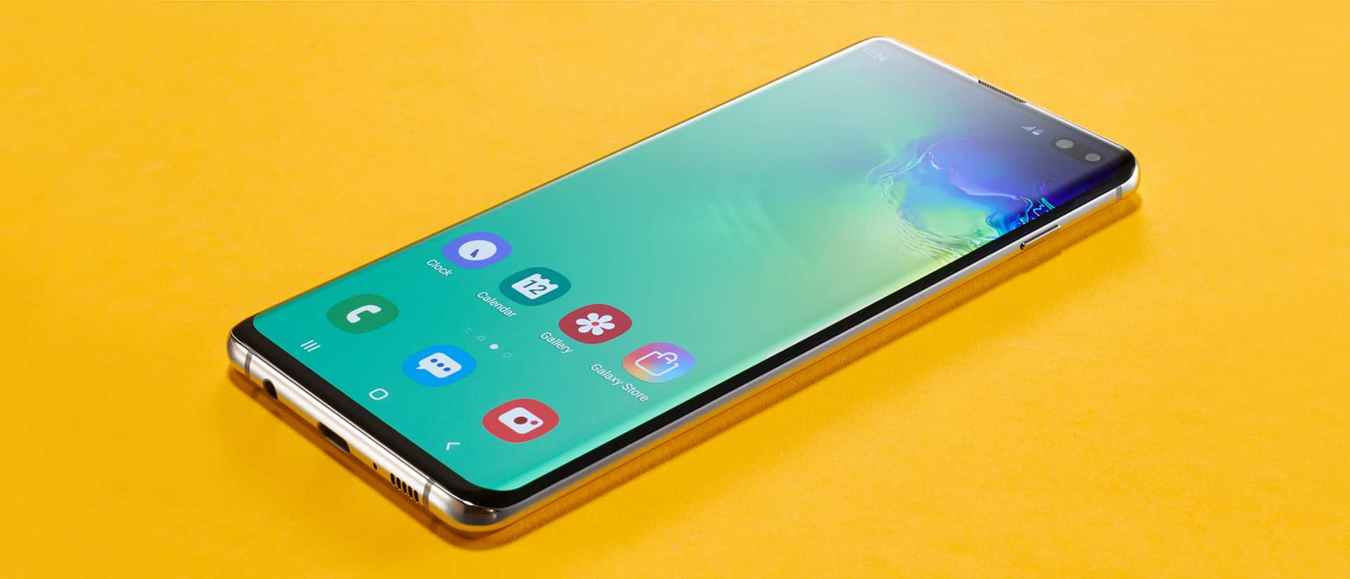 Samsung Galaxy S10 Plus display