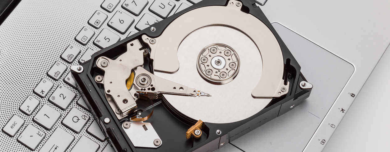 HDD Over a Laptop Keyboard