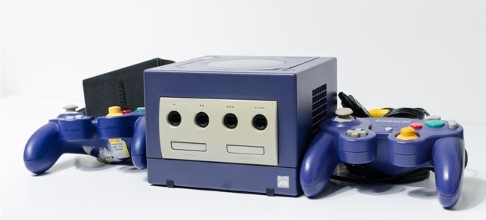 Nintendo Gamecube Unit and Controllers