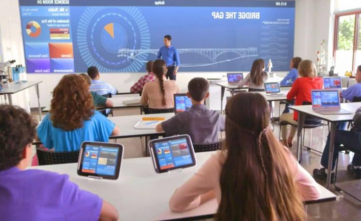 10 Benefits of Using Technology in The Classroom - InfiniGEEK