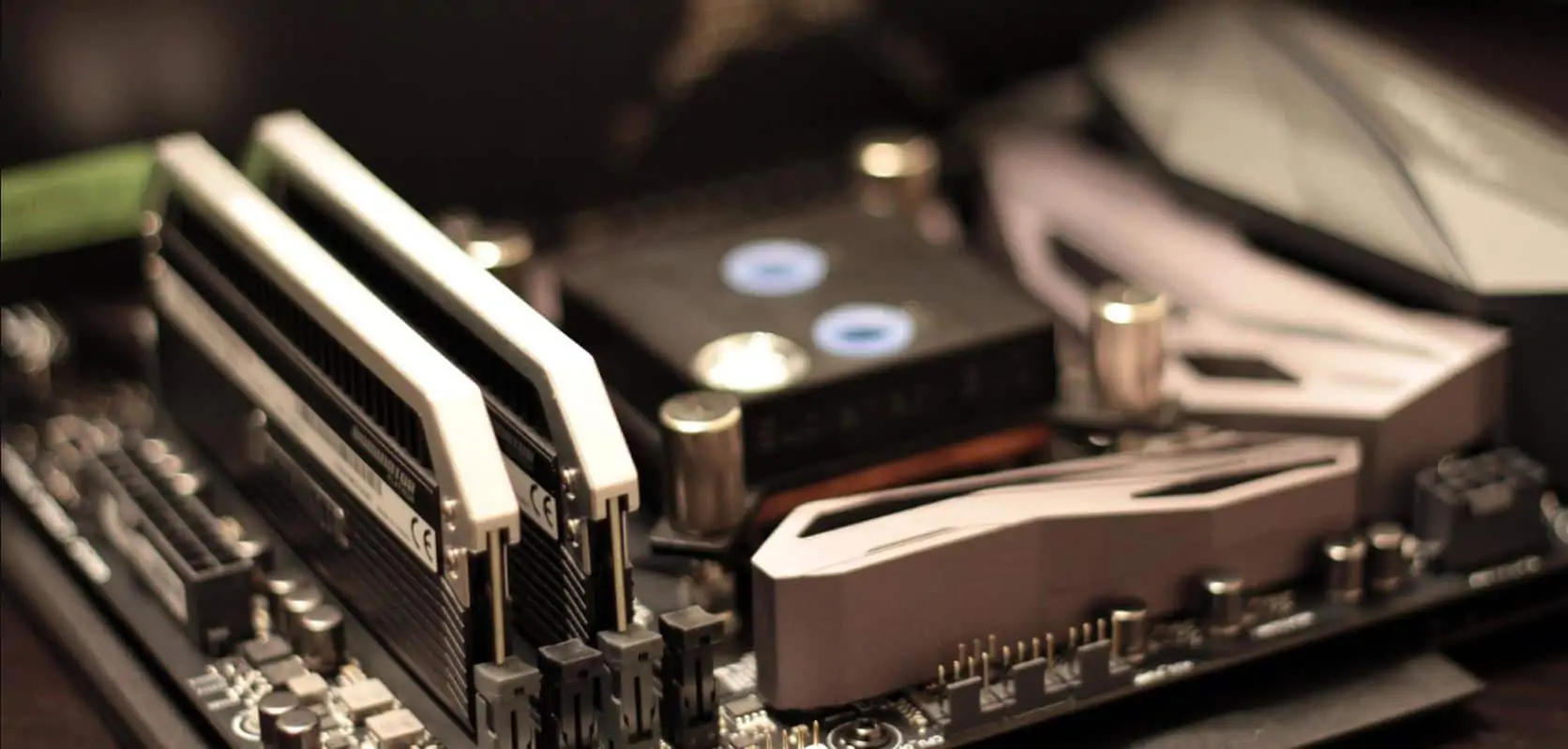 The 6 Best Gaming PC Under $600: Top 6 Cheap Picks in 2020 - Game Gavel